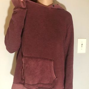 American Eagle pullover sweatshirt